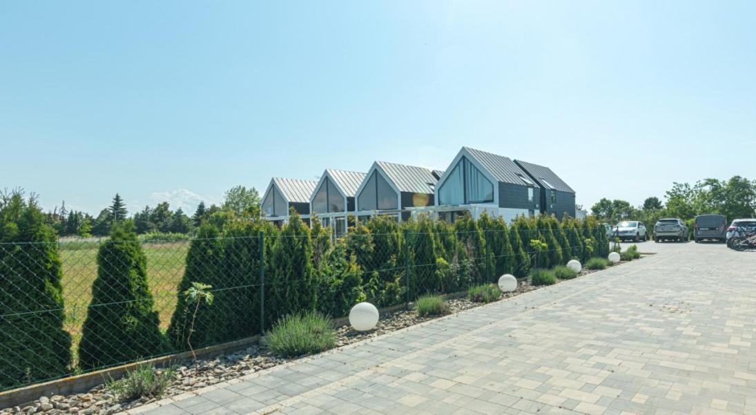 Summer House-Nowoczesne Domki Z Jacuzzi I Ladowarka Do Samochodu Wrzosowo  المظهر الخارجي الصورة